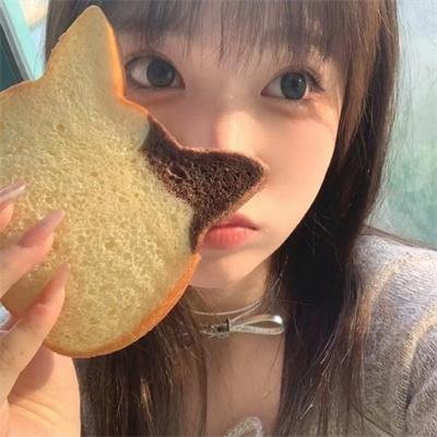 迷雾中的她